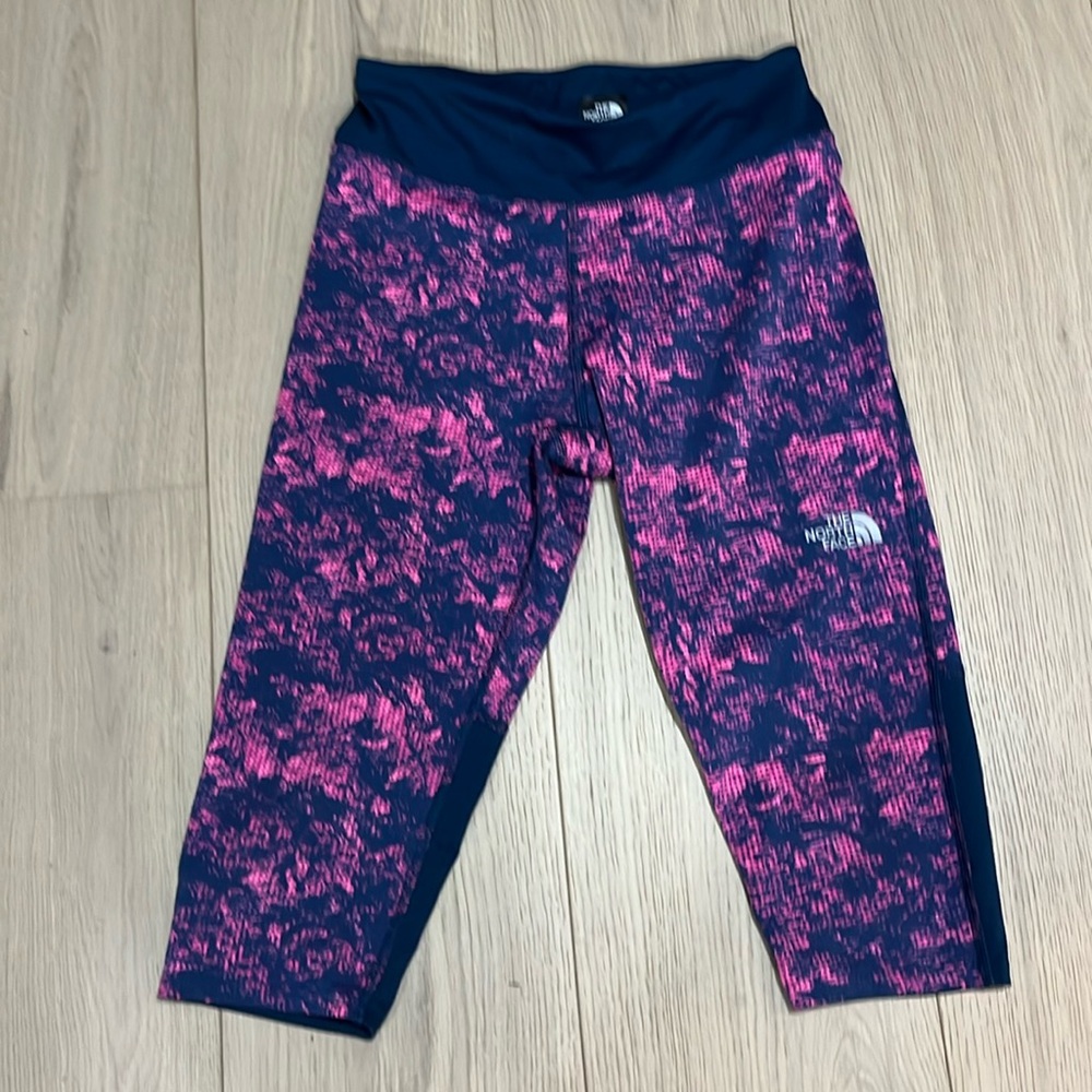 Girls North Face cropped leggings Flashdry technology, like new size L/ 14-16